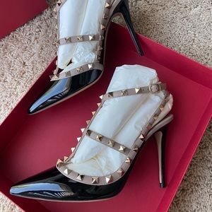 Brand new Valentino Garavani Caged Slingback